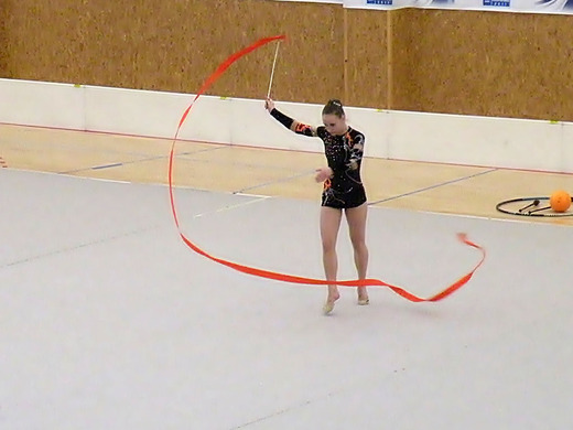 Anna Špičková se stuhou 01.JPG
