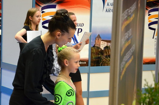 Carlsbad RG Cup - Klárka vypadá že se těší.JPG