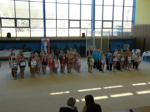 Goodwill Cup Praha 2012 - slavnostní nástup moderních gymnastek