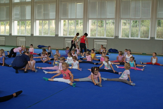 První trénink moderní gymnastiky Karlovy Vary 05