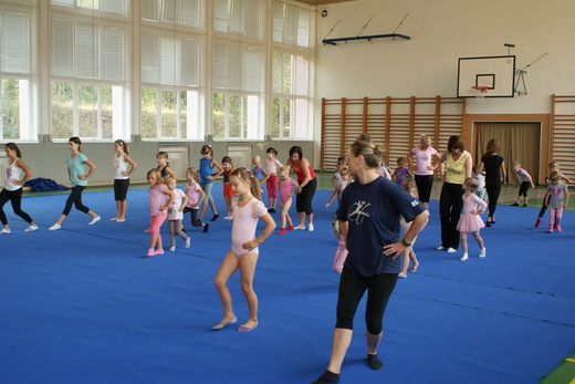 První trénink moderní gymnastiky Karlovy Vary 07