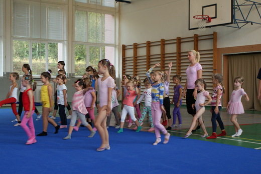 První trénink moderní gymnastiky Karlovy Vary 10