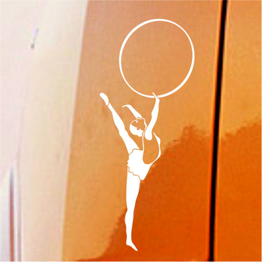 Zakupte si samolepku s gymnastkou na auto 