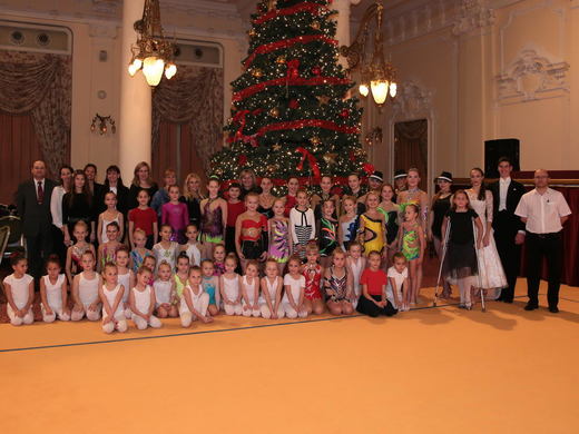 Vánoční Gala 2016 - společné foto.JPG