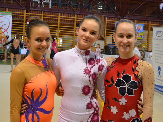 Zuzana, Kristina a Anna.JPG